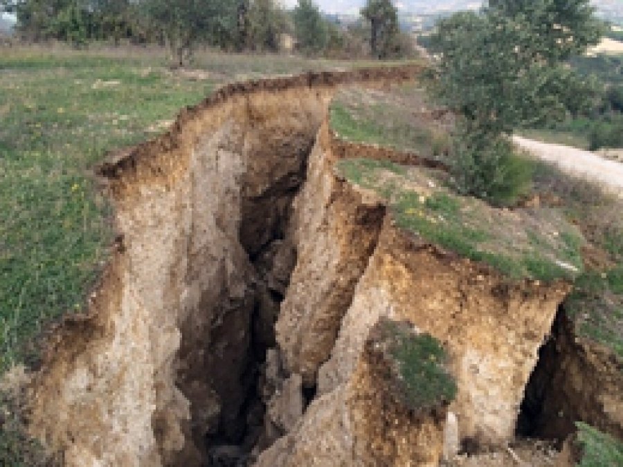 Muş-Bingöl karayolunda heyelan