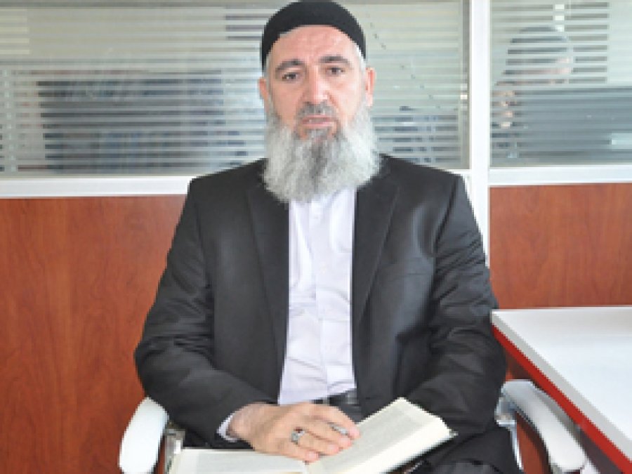 'Hz. Muhammed kurtarıcı bir liman gibidir'