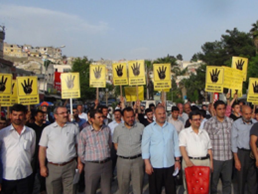 Birecik'te Sisi'ye lanet yağdı