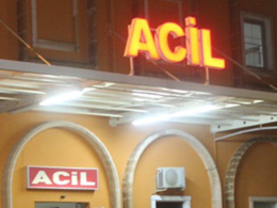 Kızıltepe’de bıçaklanan 3 kardeşten biri öldü