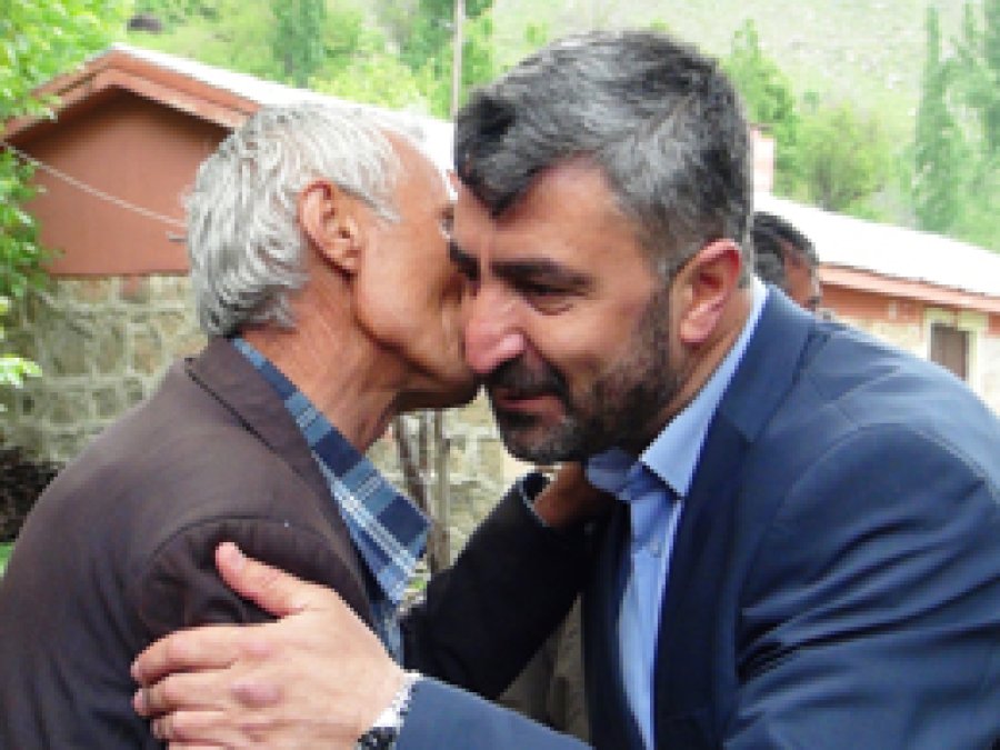 'Bizler, emanet olan oylarınıza sahip çıkacağız'
