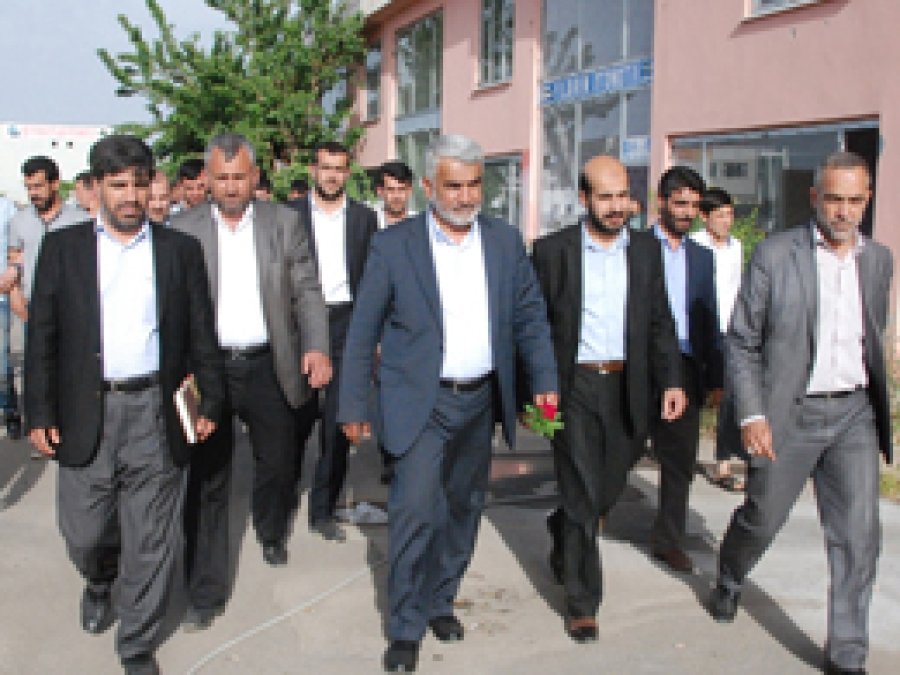 Yapıcıoğlu ziyaretlerine devam ediyor