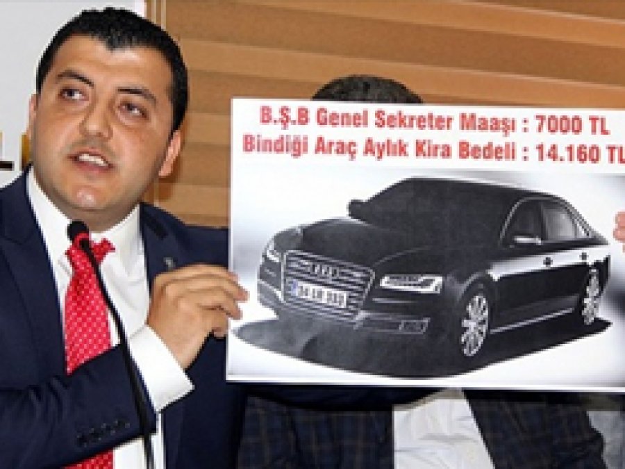 'Makam arabasının kirası maaşının iki katı'