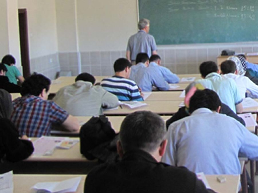 "Paralel Yapı" iddiası sınav iptal ettirdi
