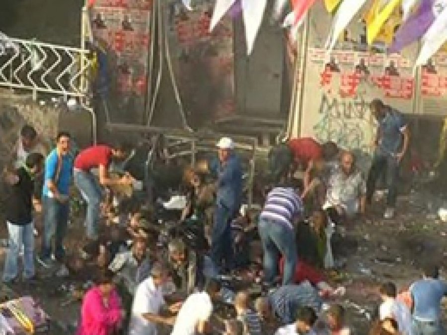 R.Y. patlamada değil, düşerek ölmüş