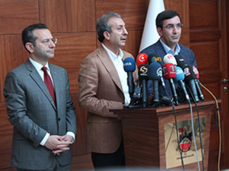 Bakanlardan patlama ile ilgili açıklama
