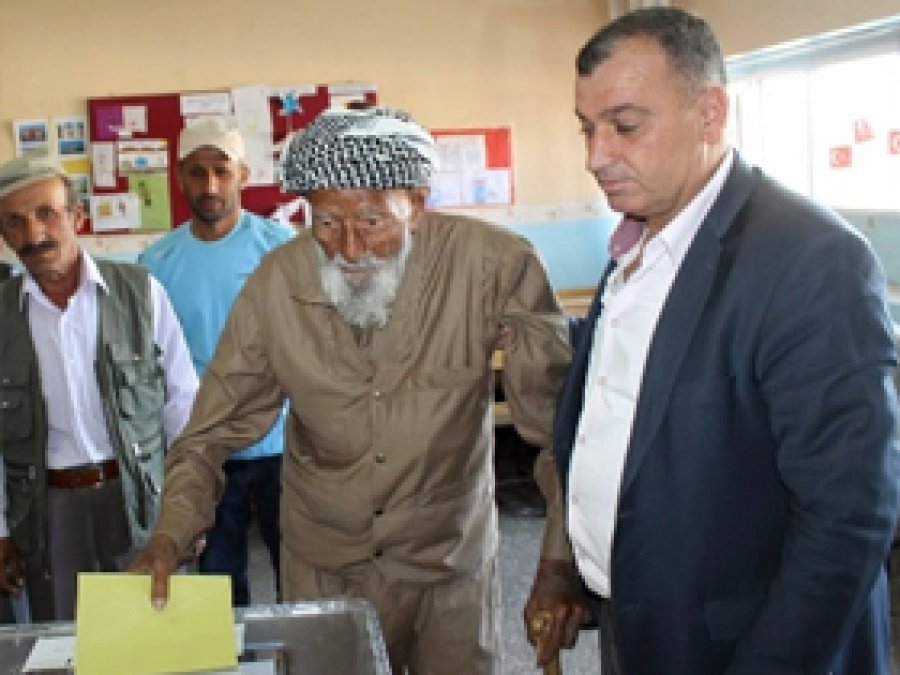 Türkiye'nin en yaşlı seçmeni 130 yaşında