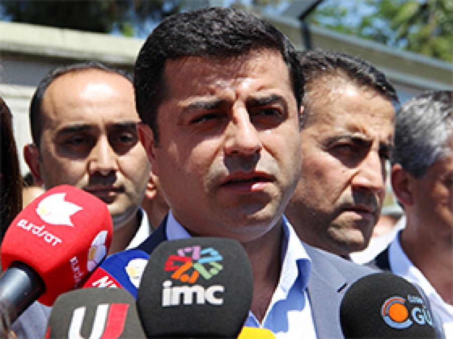 'Hizbullah elemanları silahlanmış bekliyor'