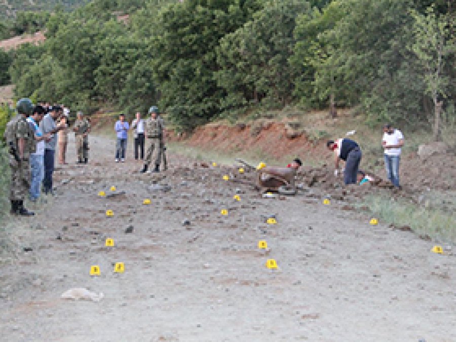 Palu'da köy yolunda mayın faciası: 3 ölü