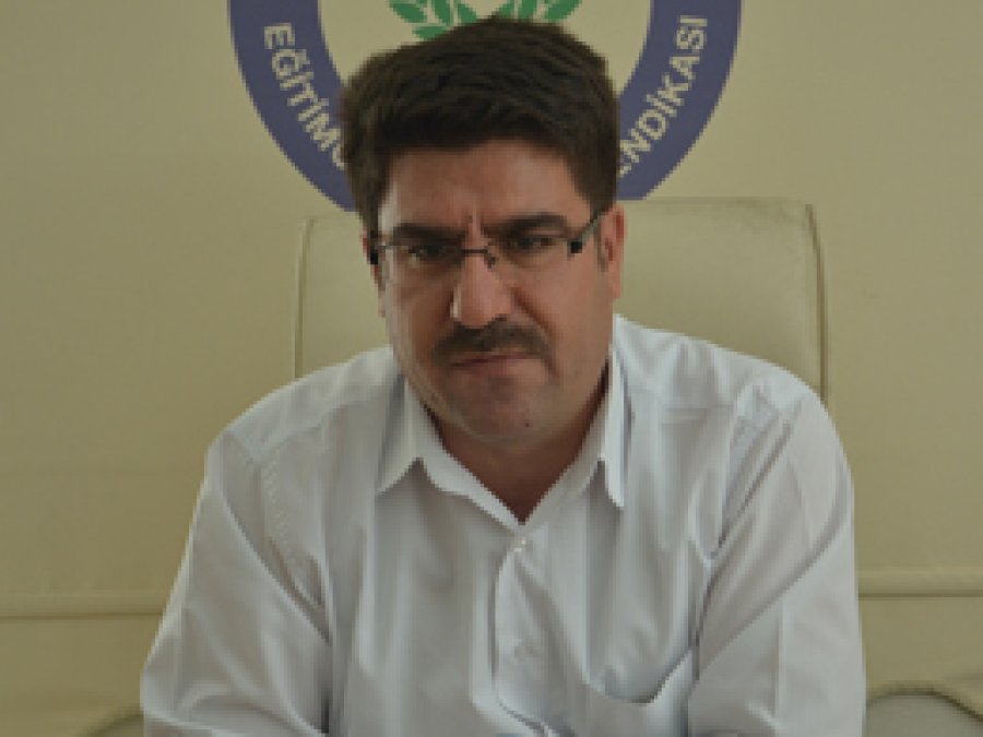 'Tüm darbeciler zelil bir ölüme mahkûmdur'