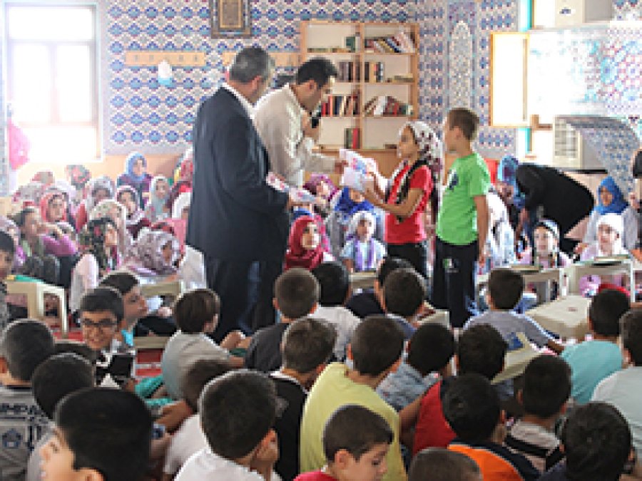 Mardin'de camiler çocuklarla şenlendi