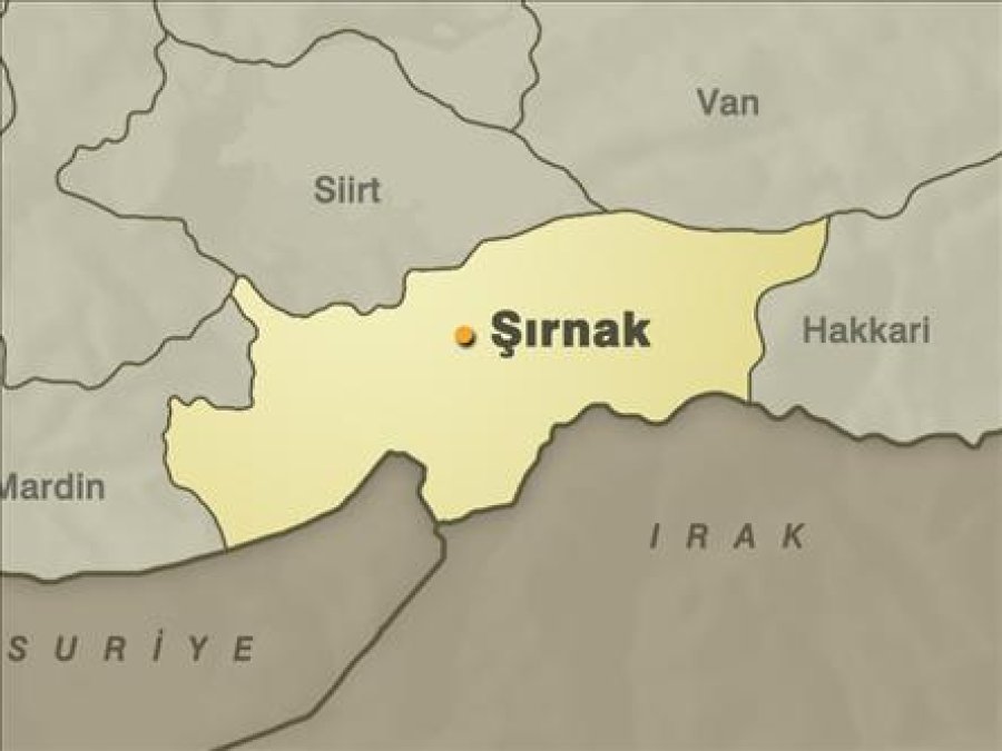 PKK Cizre'de kışlaya saldırdı