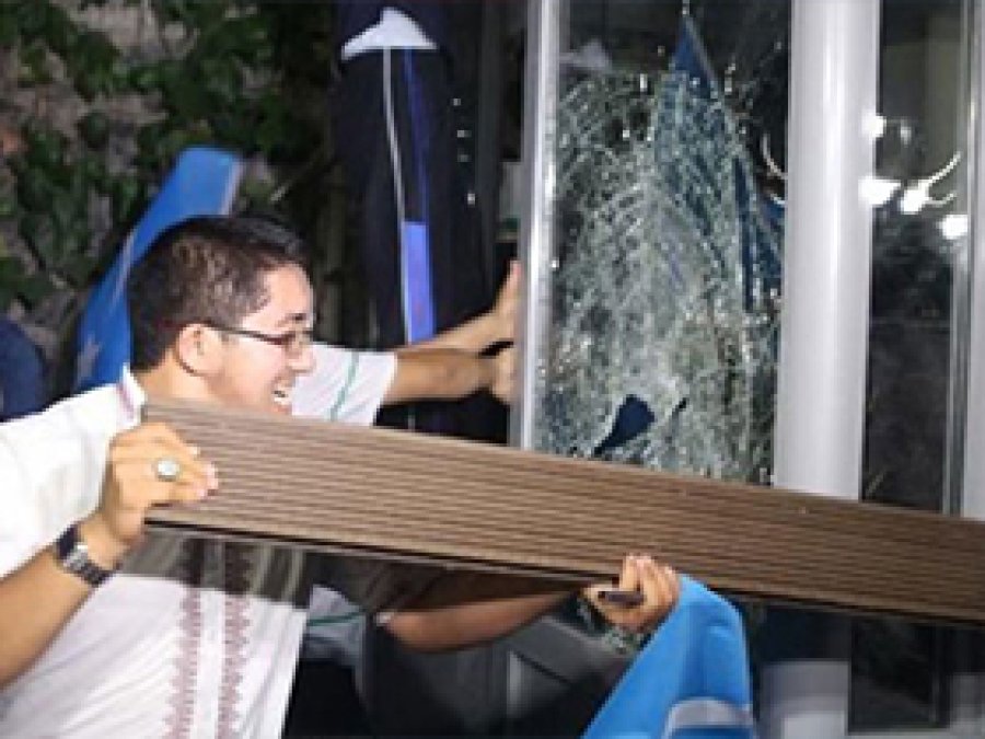 İstanbul'da Tayland Konsolosluğu'na saldırı