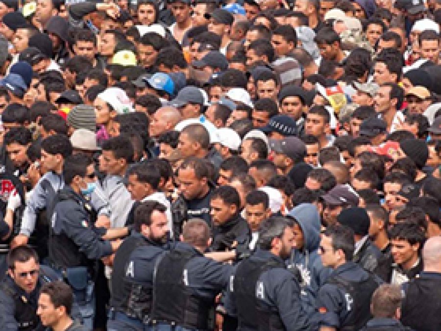 Hollanda'ya sığınmacı akını