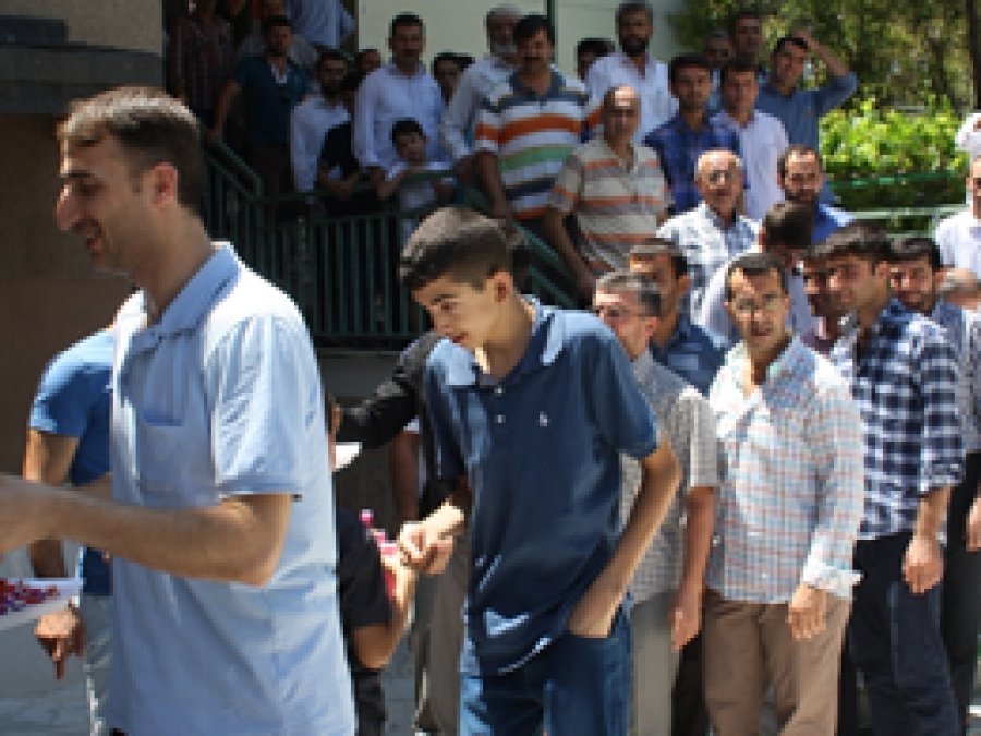 İzmir’de Peygamber Sevdalıları bayramlaştı
