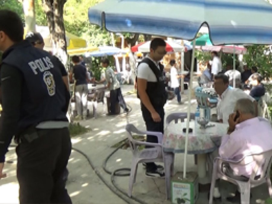 Ağrı'da asayiş uygulaması: 5 gözaltı