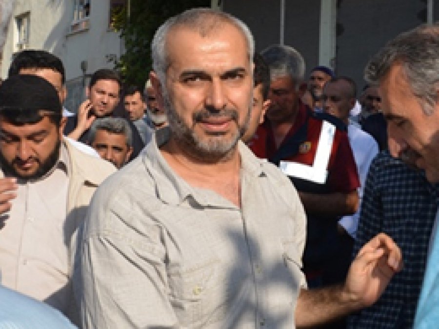 Molla Muhammed Varol annesinin taziyesine katıldı