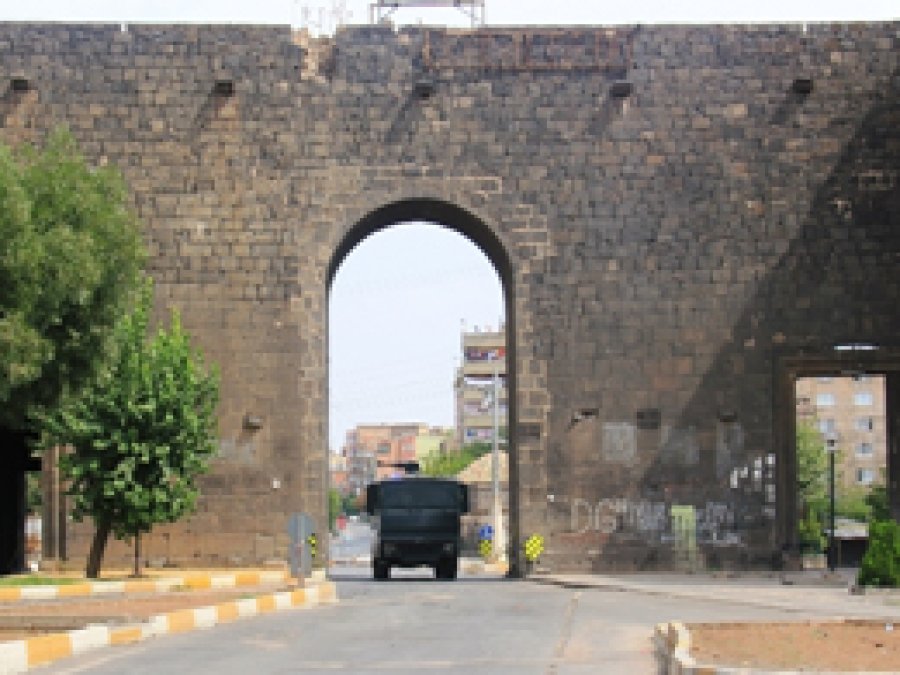 Sur ve Silvan'da sokağa çıkma yasağı kaldırıldı