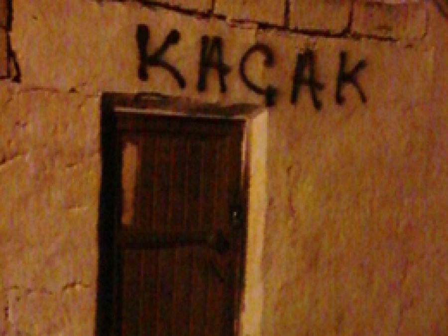 PKK Silvan'da evleri işaretliyor