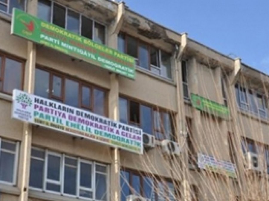 Siirt'te HDP yöneticilerine operasyon: 8 Gözaltı