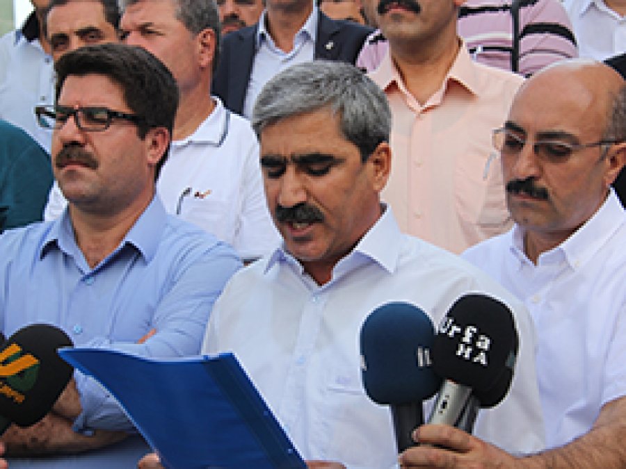 Urfalı STK'lar Nihat Çiftçi’ye sahip çıktı