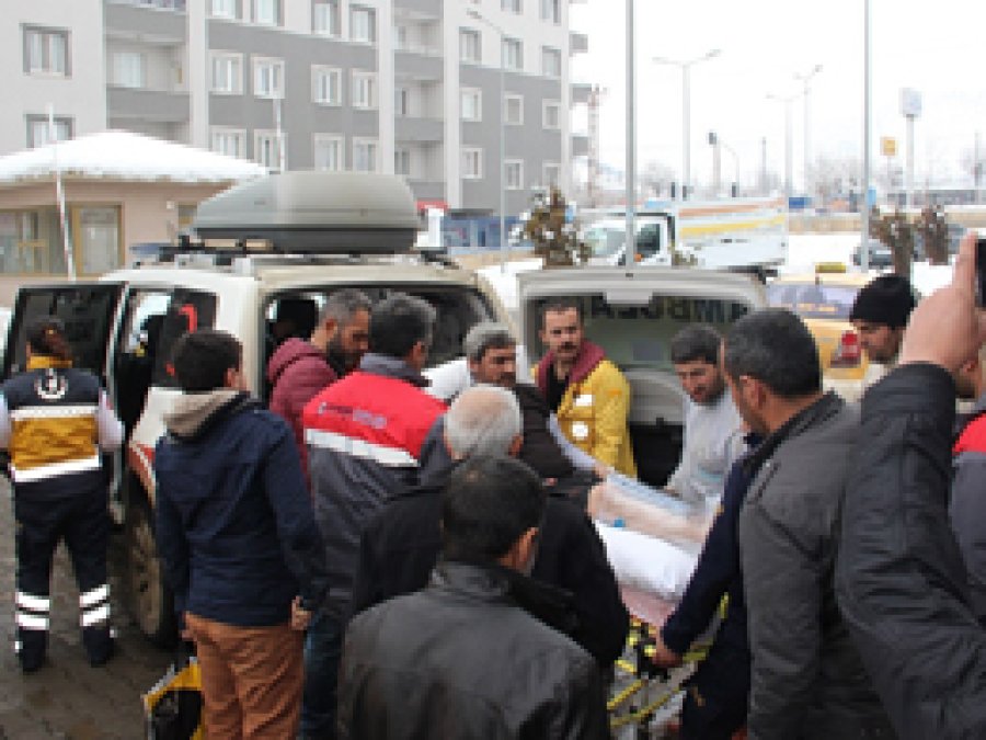 Bingöl'de tünel inşaatında göçük: 3 yaralı
