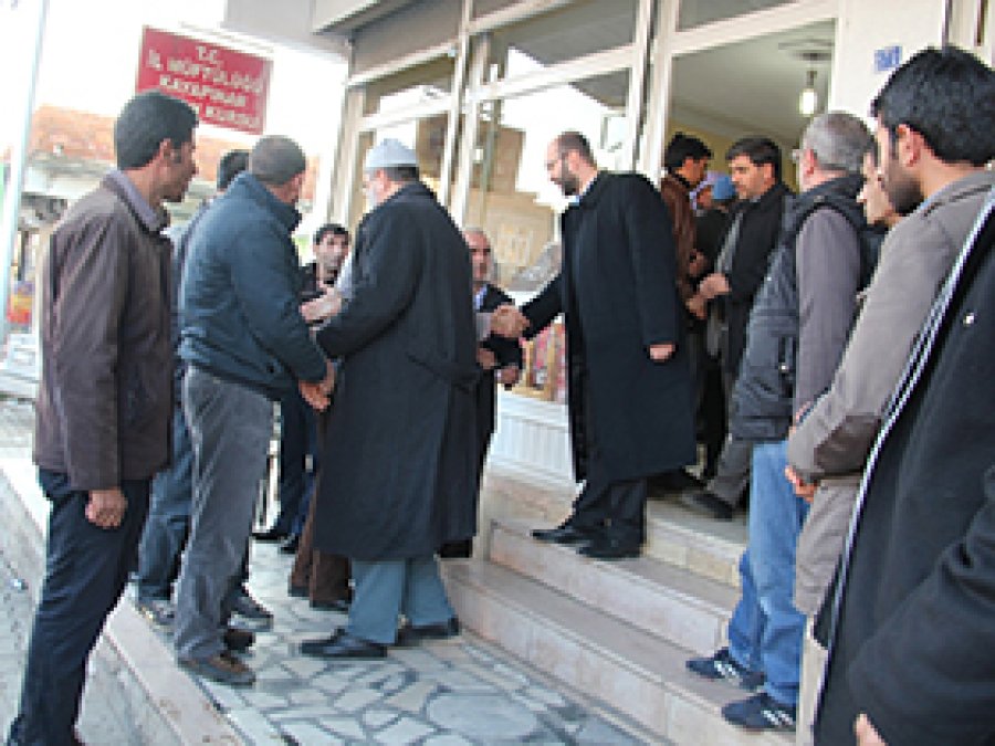 HÜDA PAR'dan acılı aileye taziye ziyareti