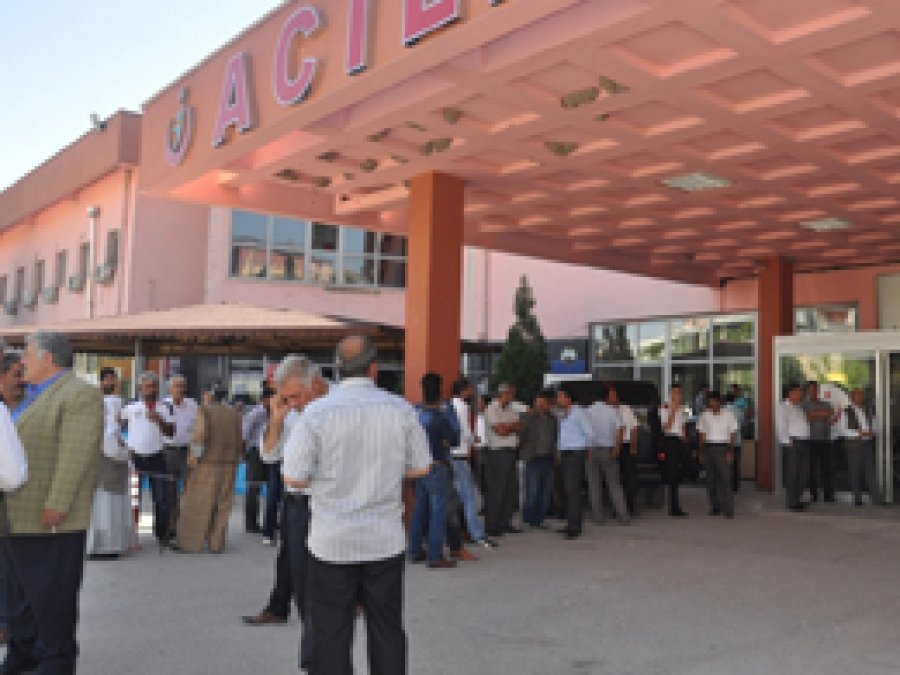 Çocuğun bastığı cisim patladı