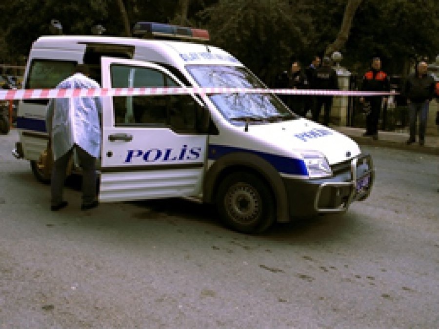 Antalya'da cami bahçesinde patlama