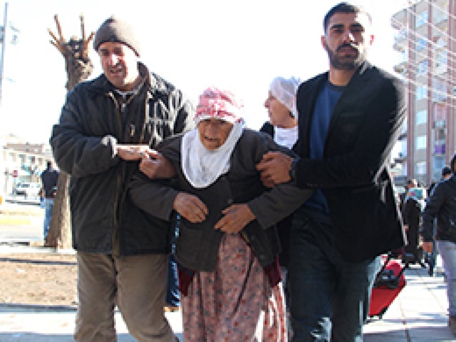 ‘Devlet-PKK oyununda olan halka oluyor’