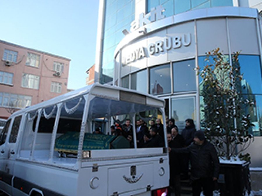 Karakaya son yolculuğuna uğurlanıyor 