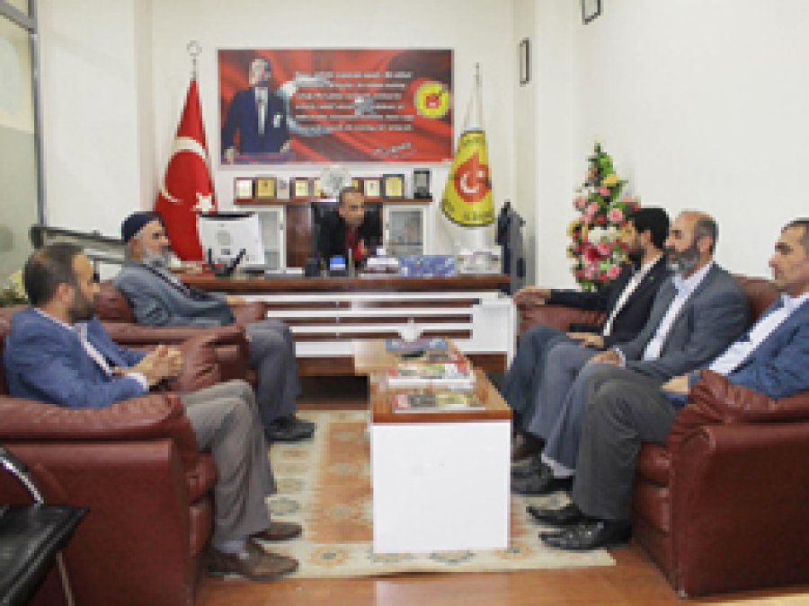 FETÖ mağduru ailelerin ziyaretleri sürüyor