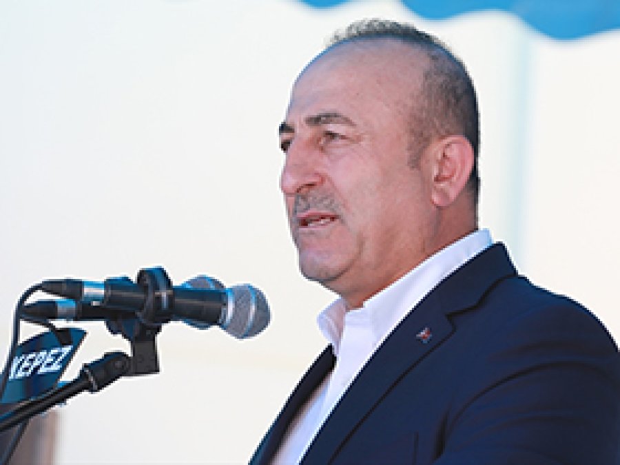 Çavuşoğlu: 3 FETÖ üyesini teslim aldık
