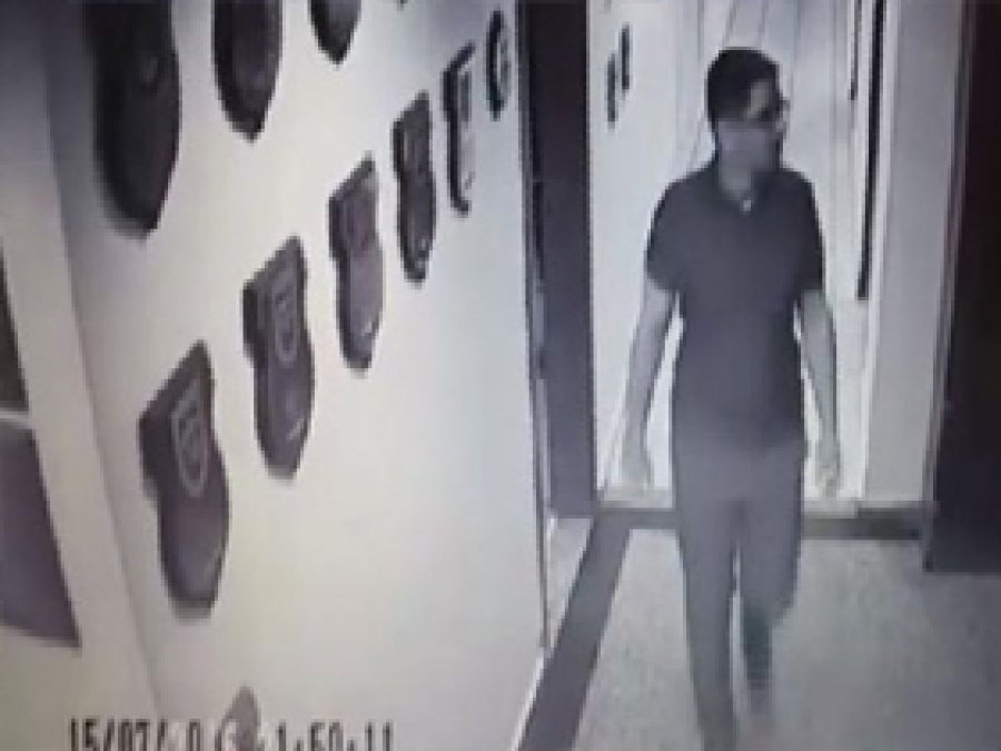 Batmaz, Öksüz'le birlikte darbeyi yönetmiş