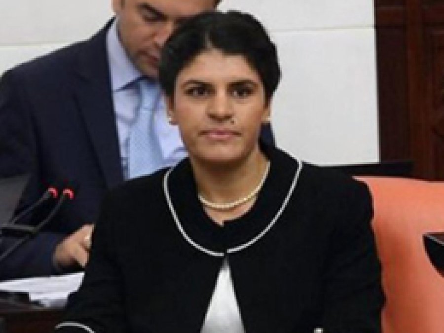 Dilek Öcalan hakkında zorla getirme kararı