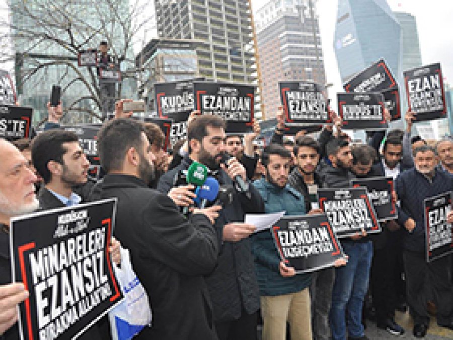'Siyonistlerin asıl hedefi ezansız nesil'