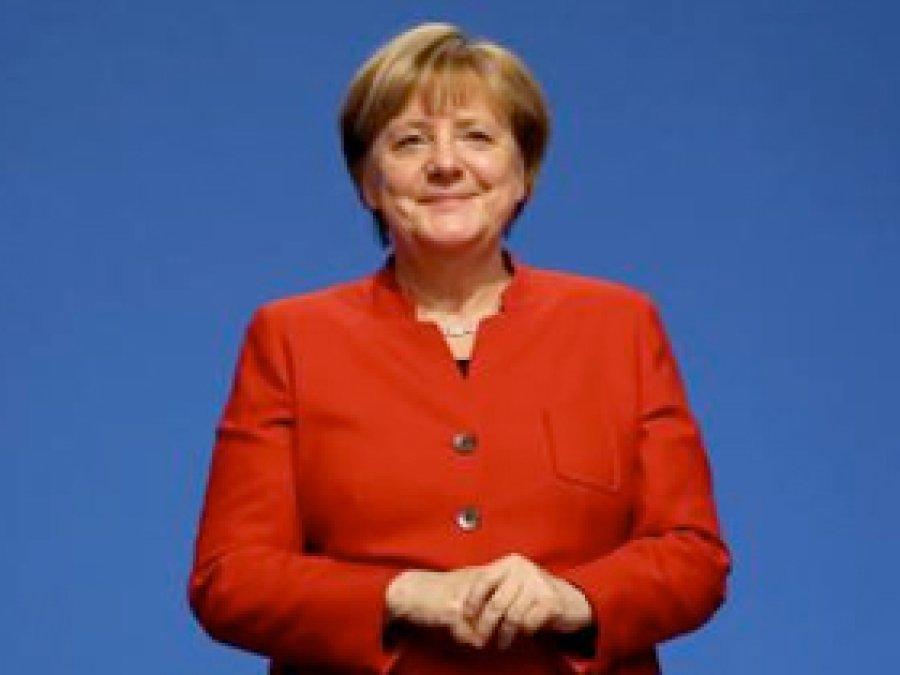 Merkel'den 'Çifte Vatandaşlık' açıklaması