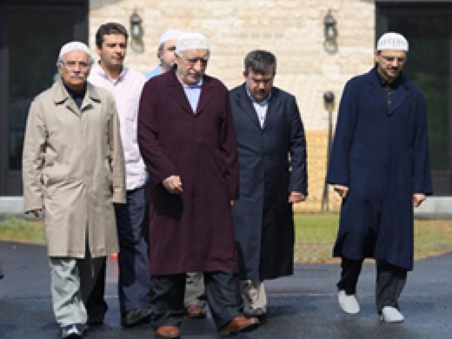FETÖ zenginler kulübü kurmuş