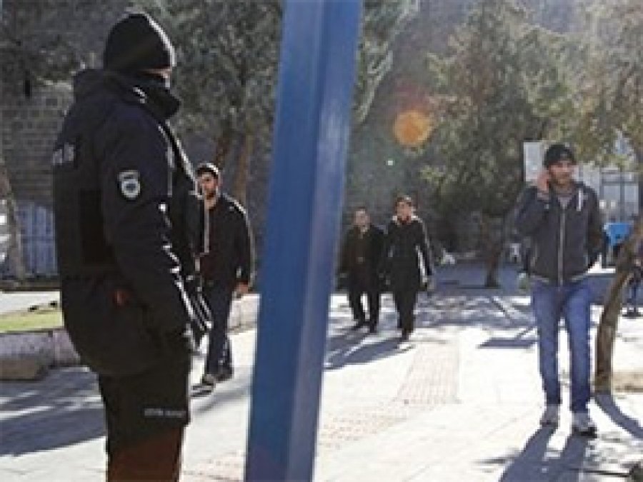 Sur'un 9 mahallesinde yasak kaldırıldı