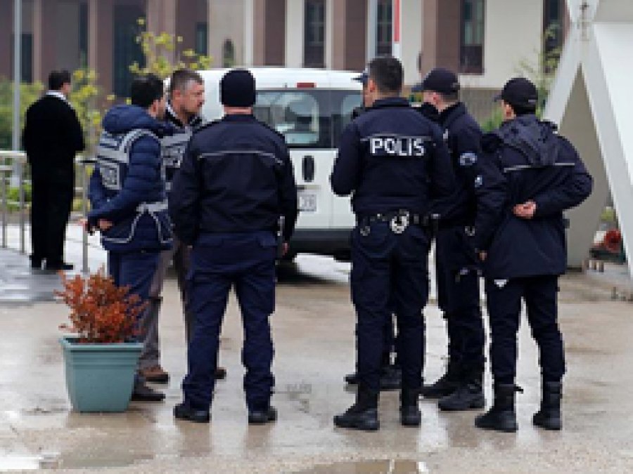6 ilde FETÖ/PDY operasyonu: 19 gözaltı