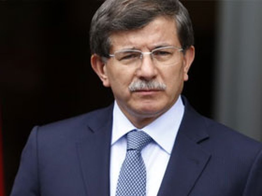 Davutoğlu'dan YPG açıklaması
