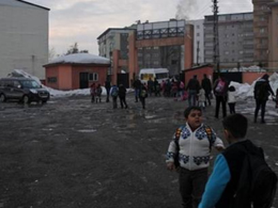 Yüksekova'da operasyon söylentisi göçü