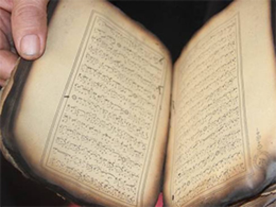 'Komutan kışladaki Kuran'ı yaktırdı'