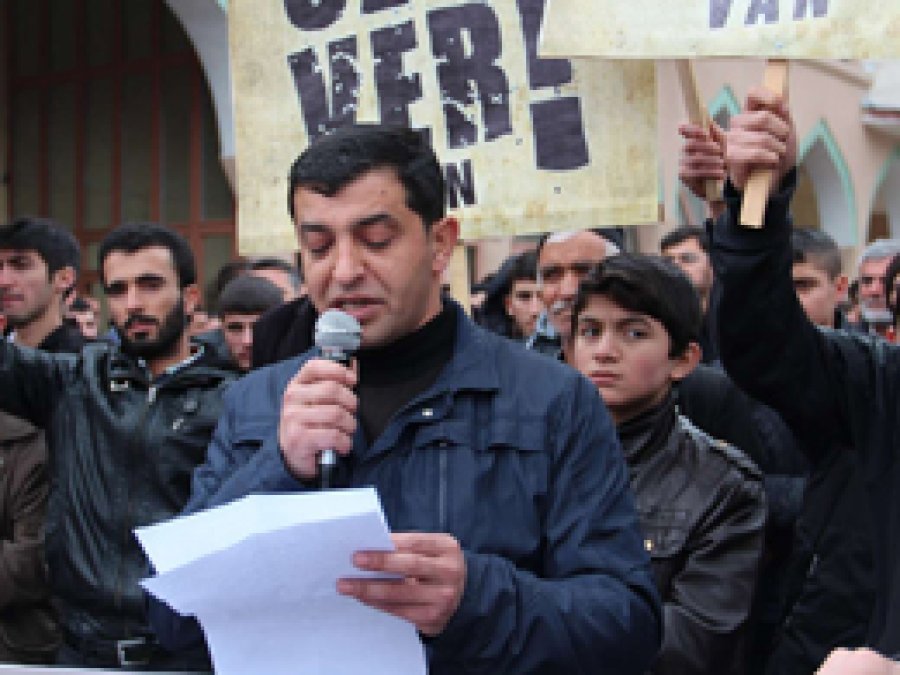 'Peygamber düşmanı gazete boykot edilmeli'