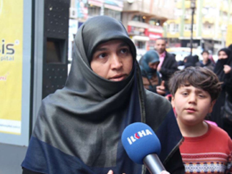 'Peygambere sevgimizi daha gür haykıracağız'