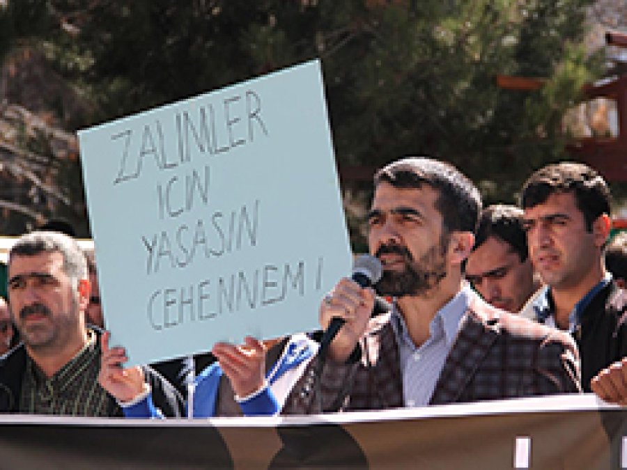 Bingöl'de Halepçe katliamı kınandı