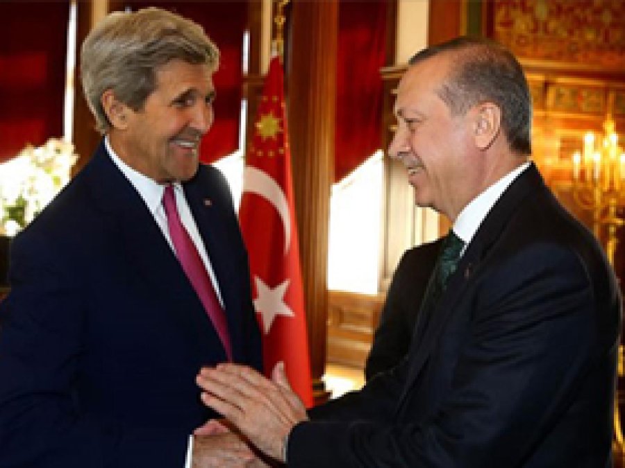 Erdoğan, Kerry ile görüştü