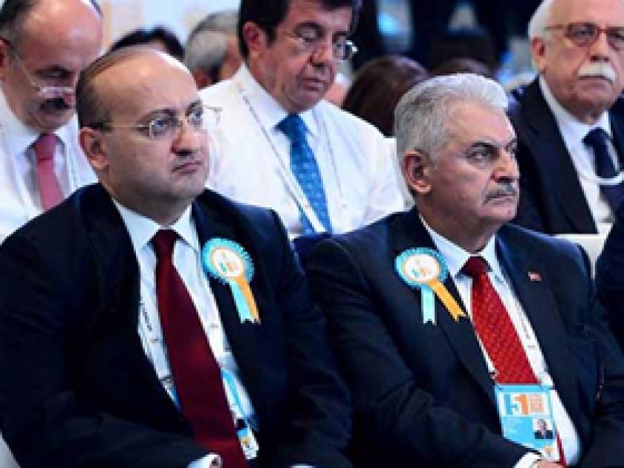 AK Parti yönetiminde büyük değişiklik