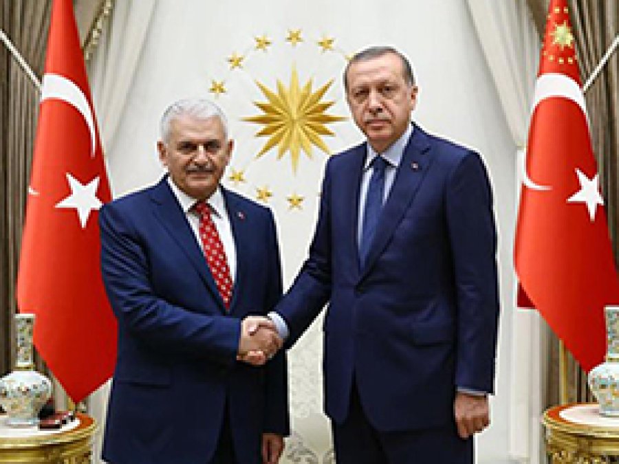 Yıldırım'a hükümeti kurma görevi verildi