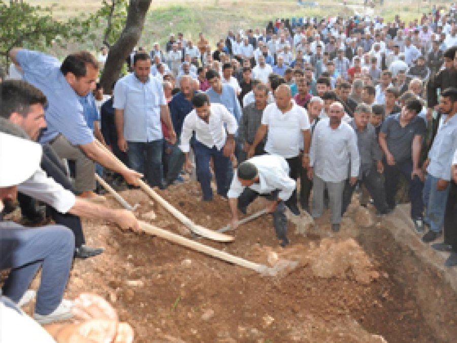 Salih Kaya memleketinde toprağa verildi